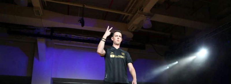 Colin Hanks
