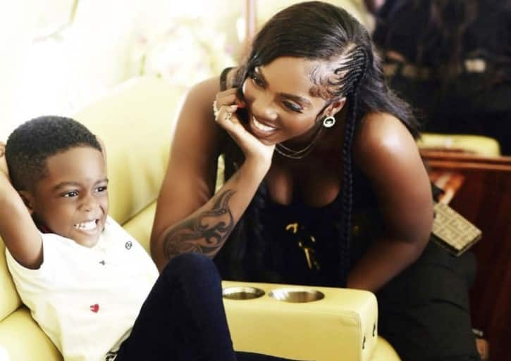 Tiwa Savage-biografi: pojkvän, nettoförmögenhet, föräldrar, hemstad, Wizkid-förhållande