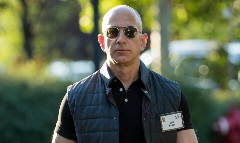 Wem gehört Amazon? Erfahren Sie mehr über den Mann, der hinter dem größten Online-Einzelhandelsunternehmen der Welt steht!