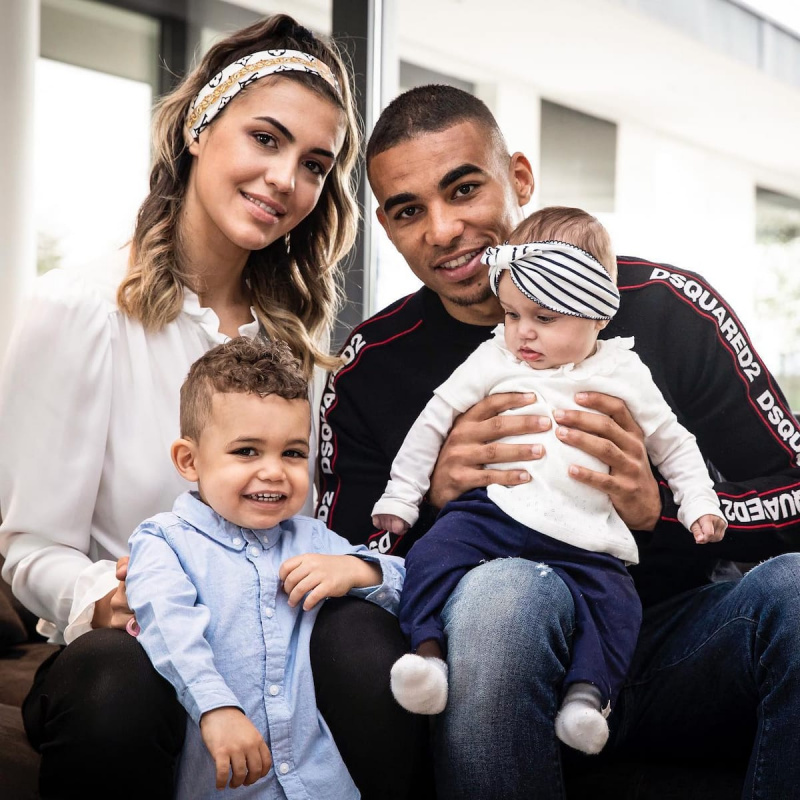 's beautiful wife and adorable kids in photos Conoce a Alexander Djiku's beautiful wife and adorable kids in photos