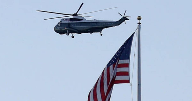 Donald Trump, Marine 1'de ABD başkanı olarak son kez Beyaz Saray'dan ayrıldı
